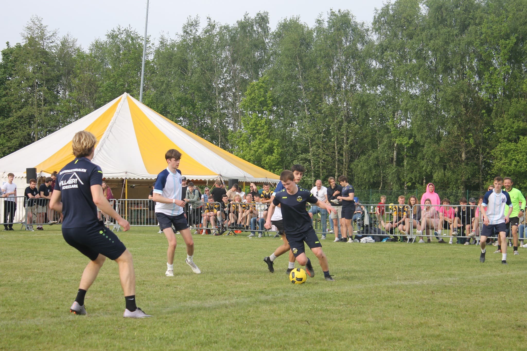Voetbalcompetitie